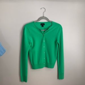 Green J. Crew cashmere sweater size small